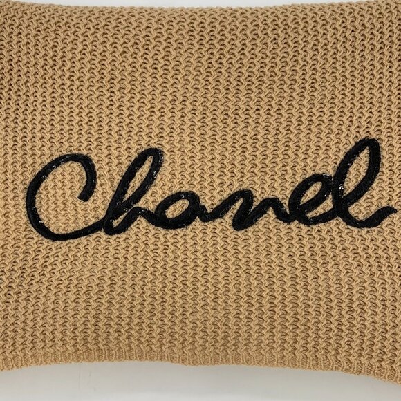 Chanel Brown Cashmere Knitted Scarf With Black Sequin Logo Embroidery 200 X 35cm - Picture 3 of 9